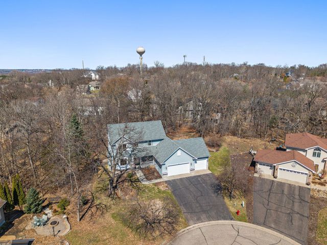 1016 Willow River Road N, Hudson, WI 54016