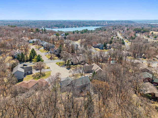 1016 Willow River Road N, Hudson, WI 54016