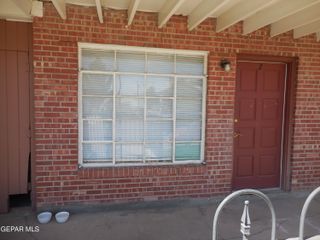 701 W YANDELL Drive 2, El Paso, TX 79902