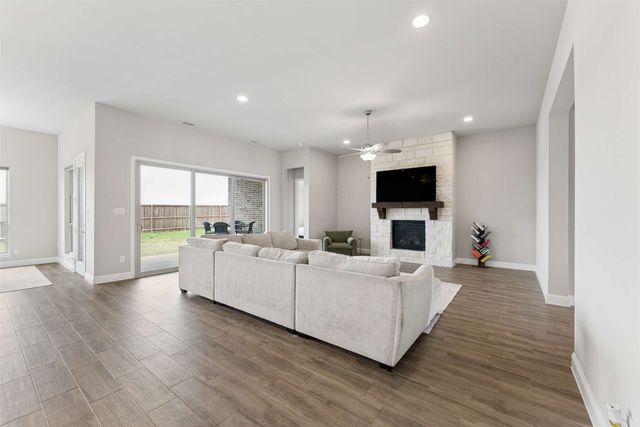 1817 Scotney Court, Celina, TX 75009