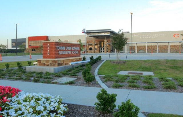 1817 Scotney Court, Celina, TX 75009