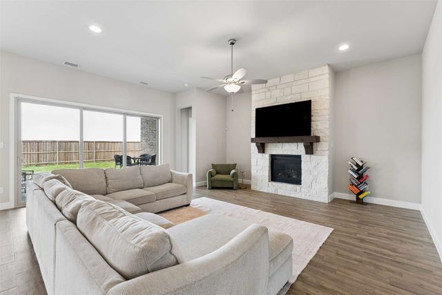 1817 Scotney Court, Celina, TX 75009