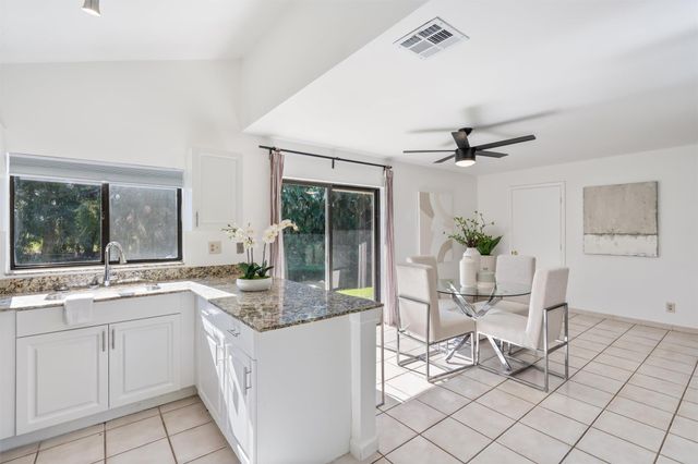 722 NW 132nd Ter 722, Plantation, FL 33325