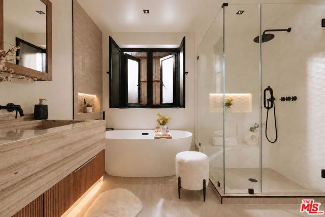 8631 Lookout Mountain Avenue, Los Angeles, CA 90046