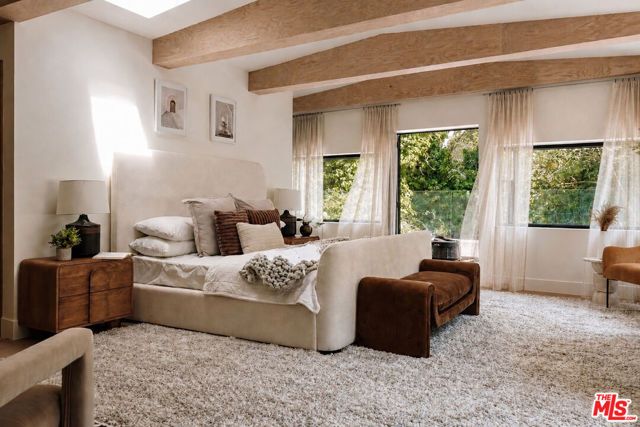 8631 Lookout Mountain Avenue, Los Angeles, CA 90046