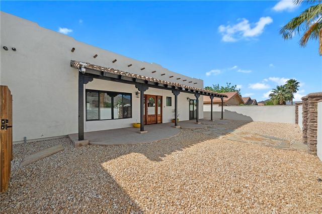 54217 Eisenhower, La Quinta, CA 92253