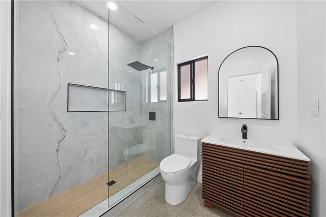 54217 Eisenhower, La Quinta, CA 92253