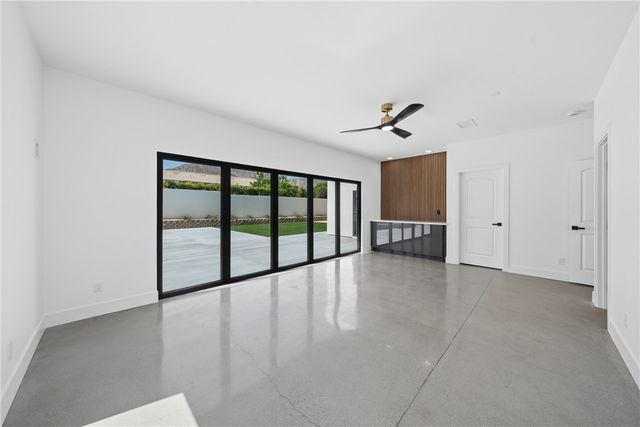 54217 Eisenhower, La Quinta, CA 92253