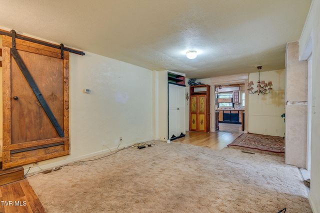 1556 Powder Branch Road, Johnson City, TN 37601