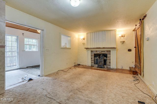 1556 Powder Branch Road, Johnson City, TN 37601