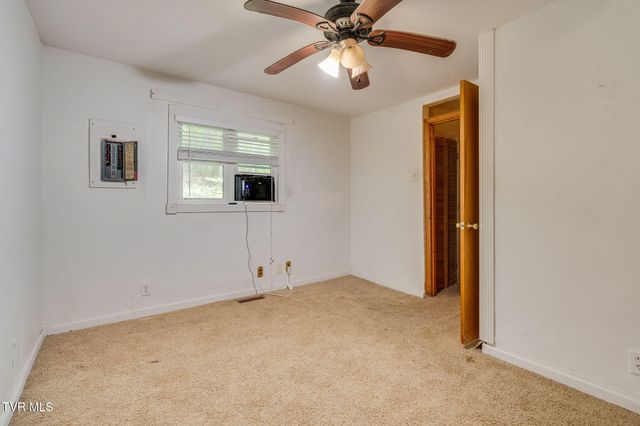 1556 Powder Branch Road, Johnson City, TN 37601