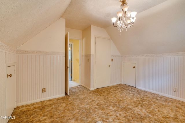 1556 Powder Branch Road, Johnson City, TN 37601