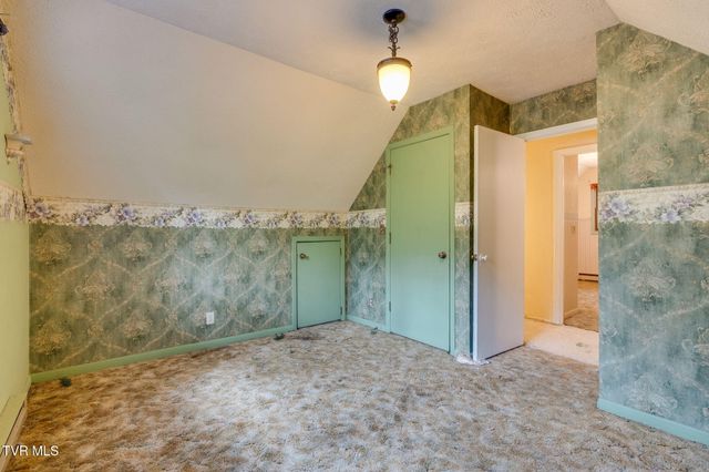 1556 Powder Branch Road, Johnson City, TN 37601