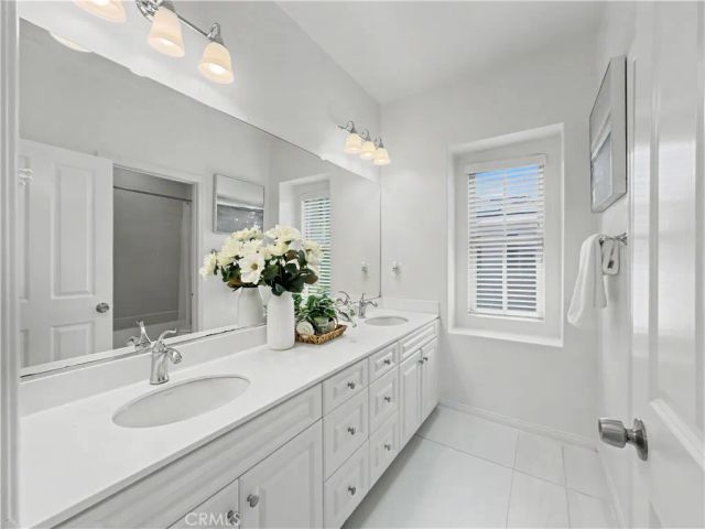 320 Bronze, Irvine, CA 92618