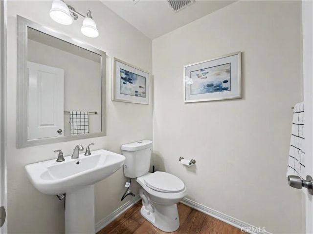 320 Bronze, Irvine, CA 92618