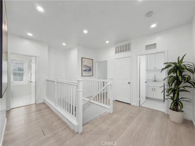 320 Bronze, Irvine, CA 92618