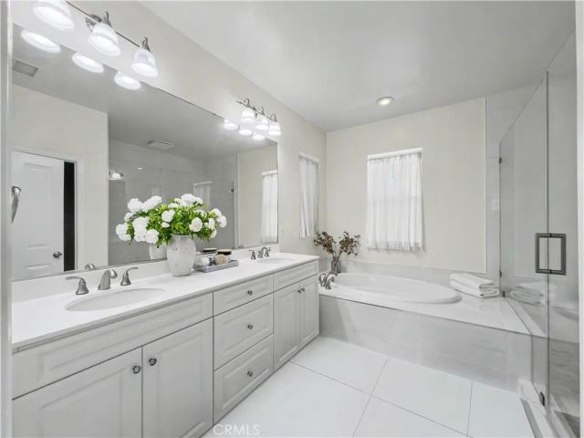 320 Bronze, Irvine, CA 92618