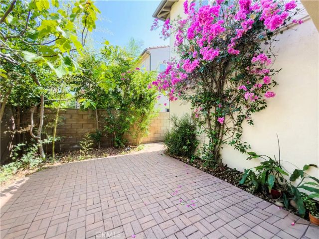 320 Bronze, Irvine, CA 92618