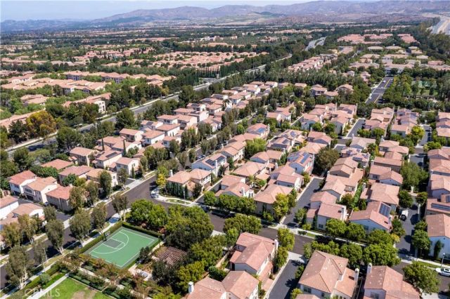 320 Bronze, Irvine, CA 92618