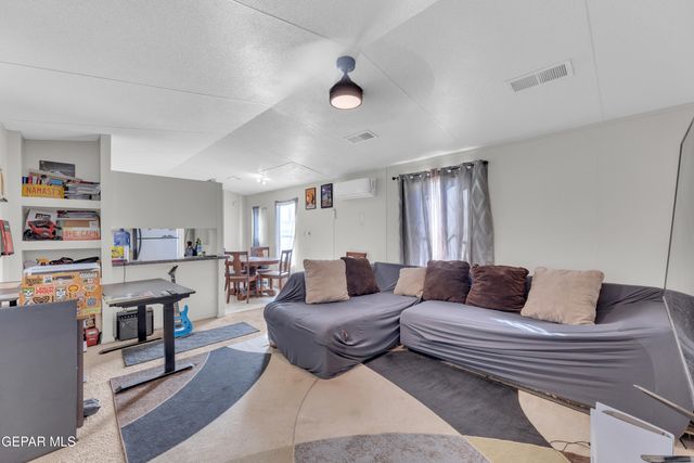 312 SLEEPY HOLLOW Street, El Paso, TX 79932