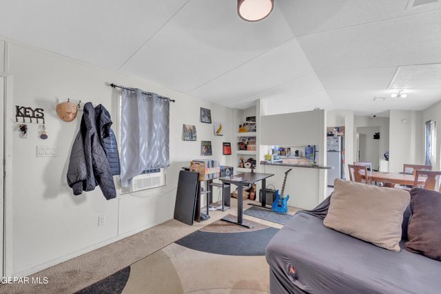 312 SLEEPY HOLLOW Street, El Paso, TX 79932