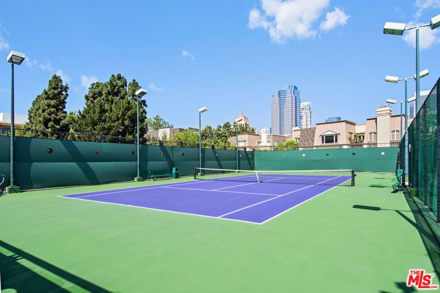 2220 Avenue Of The Stars 702, Los Angeles, CA 90067