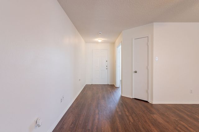 233 Stoneridge Drive, Mesquite, TX 75149