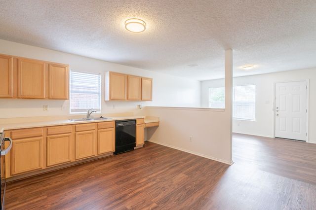 233 Stoneridge Drive, Mesquite, TX 75149