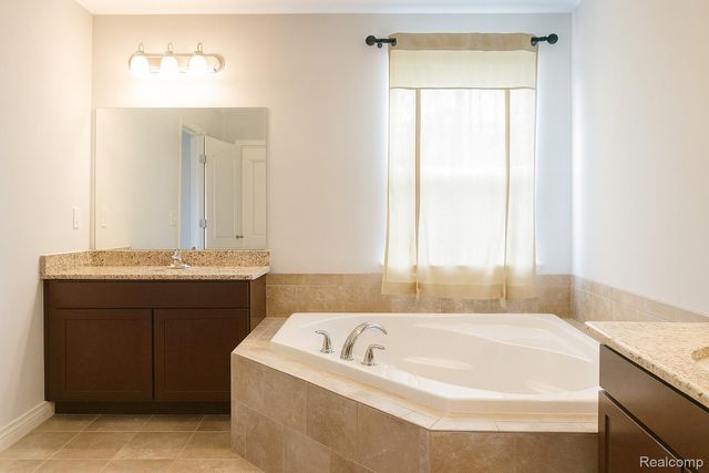 13508 Cobblestone Creek Drive, Van Buren Charter Township, MI 48111