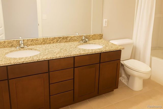 13508 Cobblestone Creek Drive, Van Buren Charter Township, MI 48111