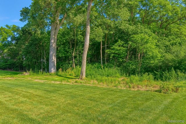 13508 Cobblestone Creek Drive, Van Buren Charter Township, MI 48111