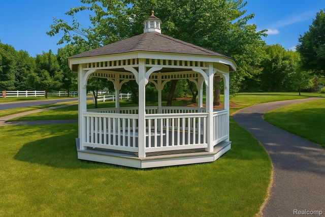 13508 Cobblestone Creek Drive, Van Buren Charter Township, MI 48111