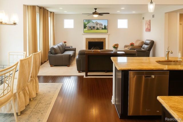 13508 Cobblestone Creek Drive, Van Buren Charter Township, MI 48111