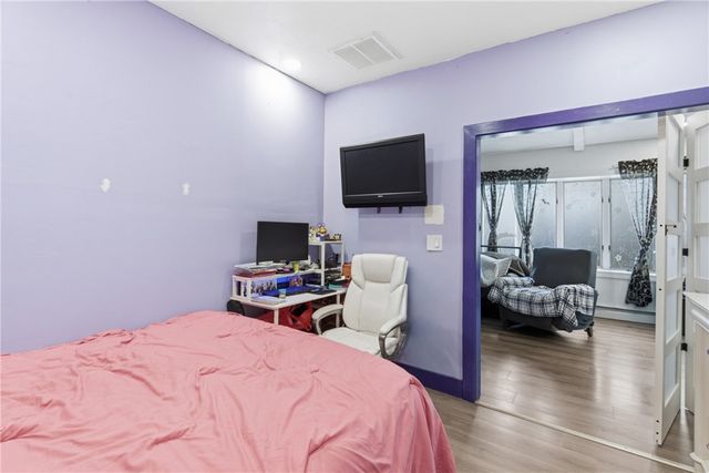 31 Yeoman Avenue, Cranston, RI 02920