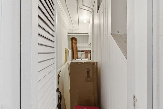31 Yeoman Avenue, Cranston, RI 02920