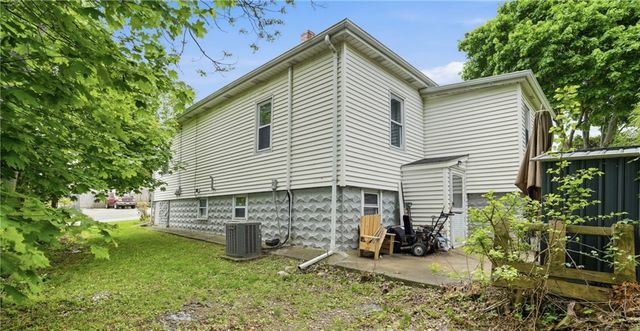 31 Yeoman Avenue, Cranston, RI 02920