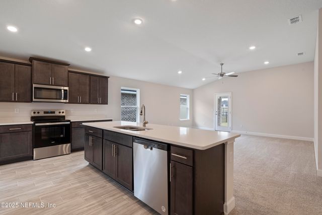 3404 MEADOW RIDGE Place, Green Cove Springs, FL 32043