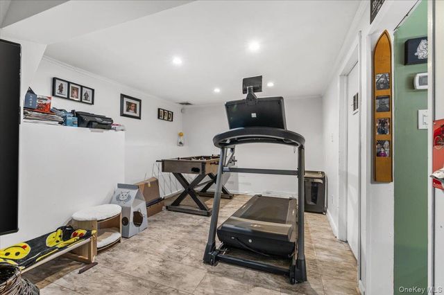 201 Martin Drive, Syosset, NY 11791