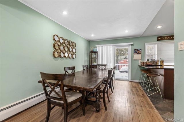 201 Martin Drive, Syosset, NY 11791