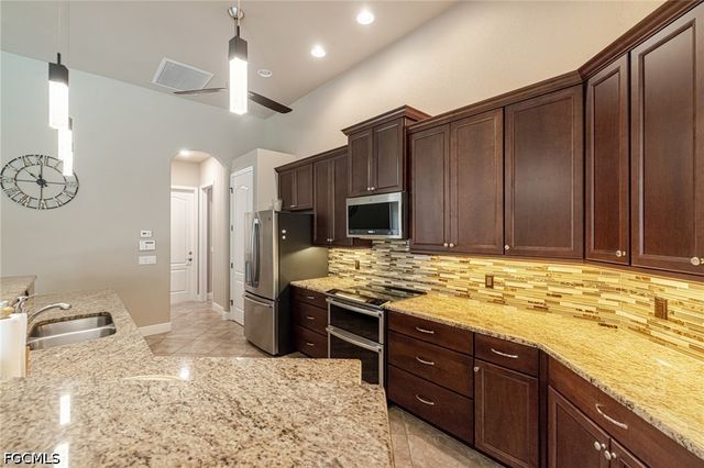 2832 SW 26th AVE, Cape Coral, FL 33914
