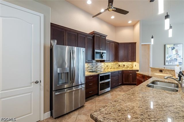 2832 SW 26th AVE, Cape Coral, FL 33914