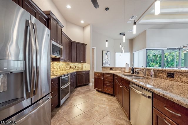 2832 SW 26th AVE, Cape Coral, FL 33914