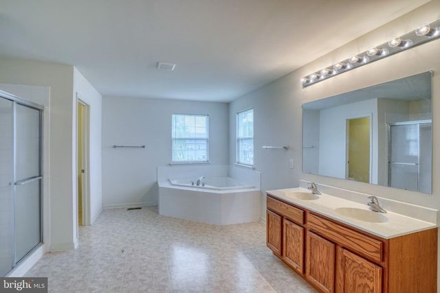 163 MACON LN, Smyrna, DE 19977
