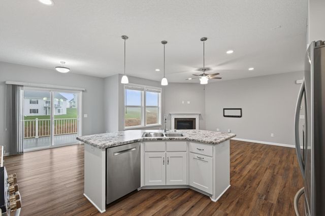 9837 Jasmine Avenue NE, Hanover, MN 55341