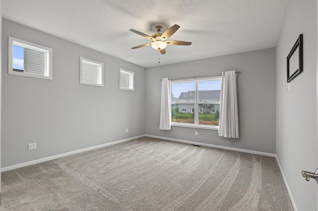 9837 Jasmine Avenue NE, Hanover, MN 55341