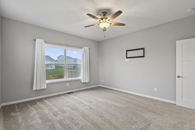 9837 Jasmine Avenue NE, Hanover, MN 55341