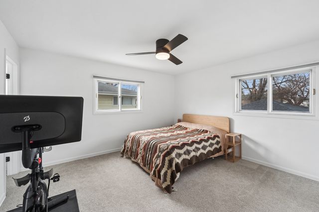 838 S Saylor Avenue, Elmhurst, IL 60126