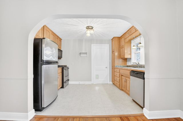 2502 N Campbell Avenue, Springfield, MO 65803