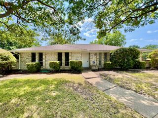 2732 Parkhaven Drive, Plano, TX 75075