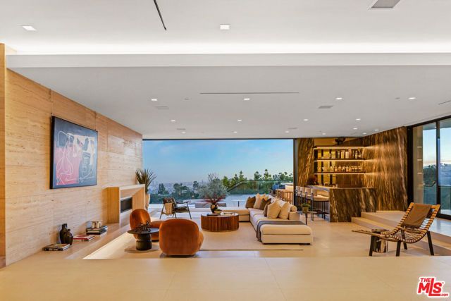 1731 Summitridge Drive, Beverly Hills, CA 90210